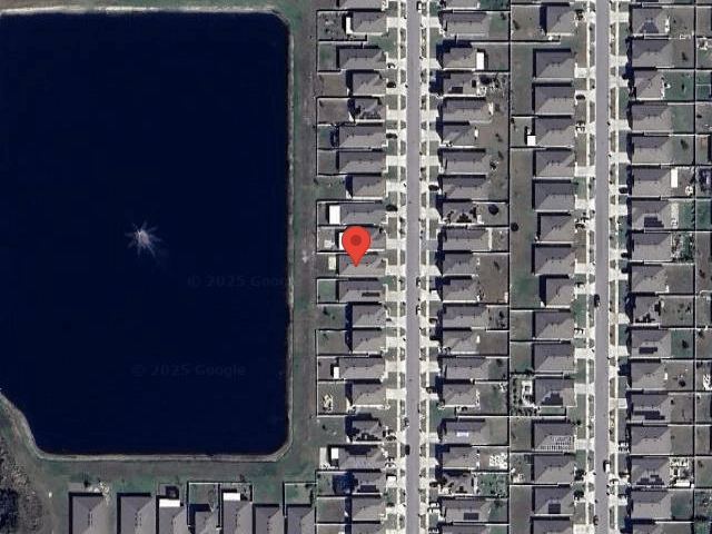 House image located at Ruskin, FL 33570