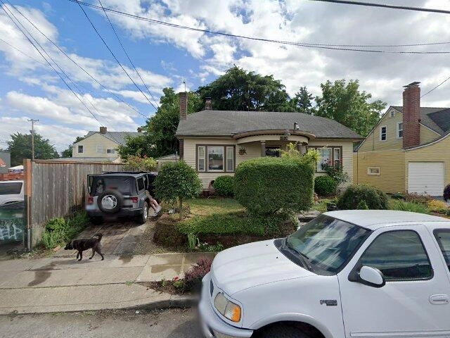 House image located at Portland, OR 97206