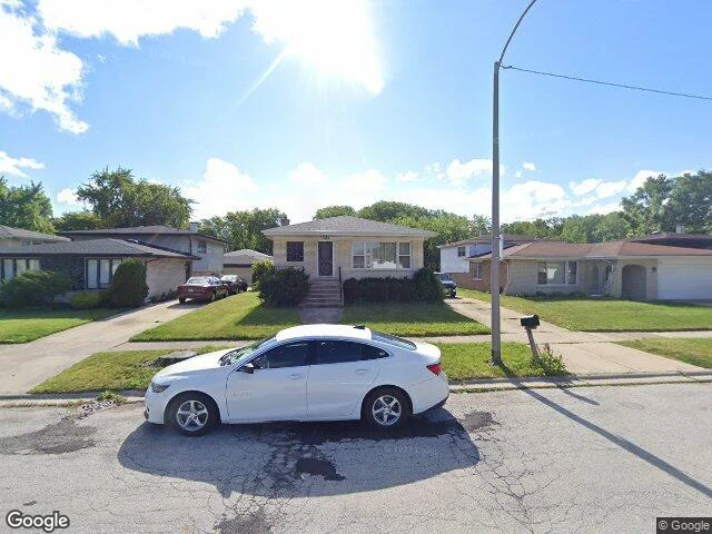 House image located at Dolton, IL 60419