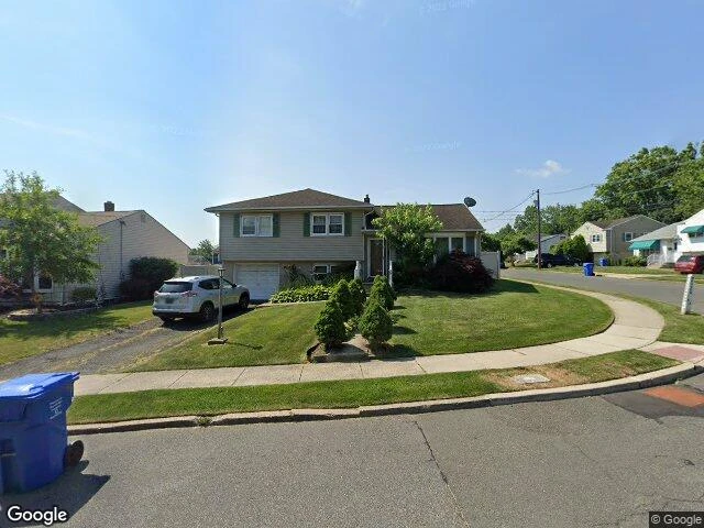 House image located at Woodbridge, NJ 07095
