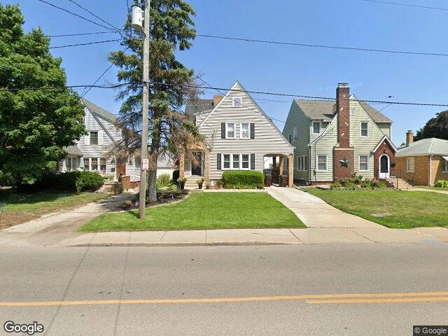 House image located at Peoria, IL 61604