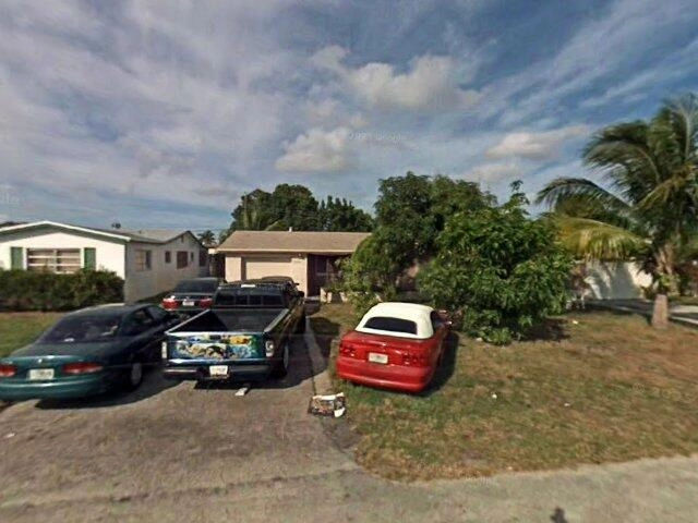 House image located at Hollywood, FL 33023