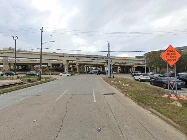 House image located at Des Moines, IA 50317