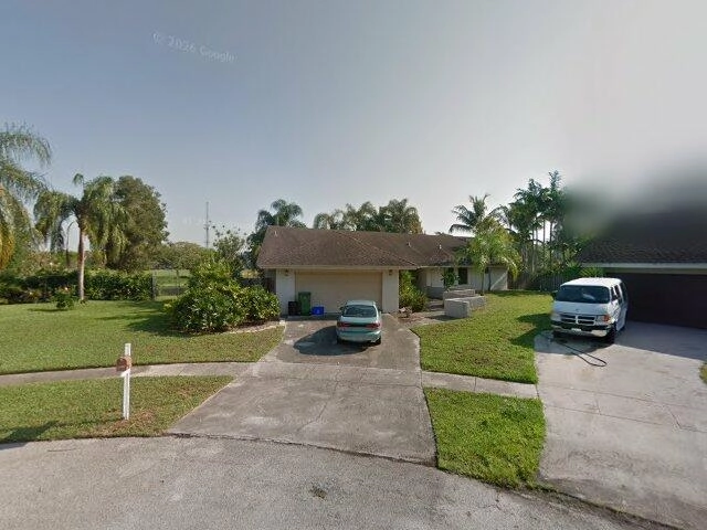 House image located at Hollywood, FL 33025