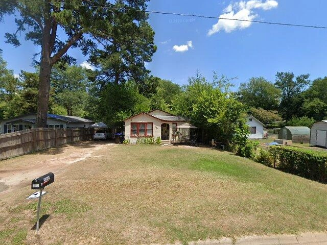House image located at South Houston, TX 77587