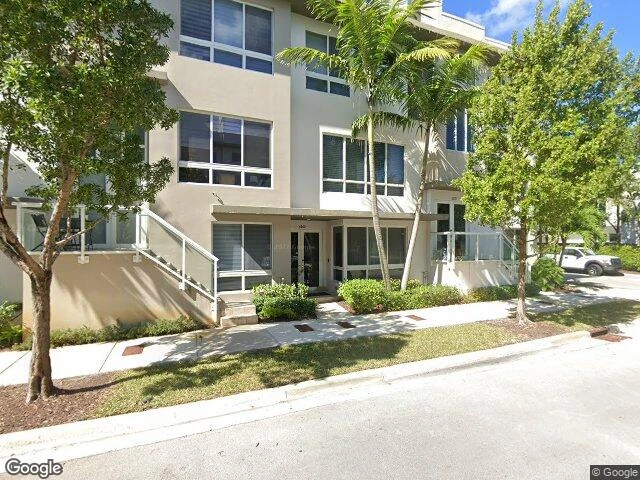 House image located at Miami, FL 33178