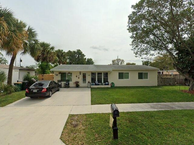 House image located at Lake Worth, FL 33461