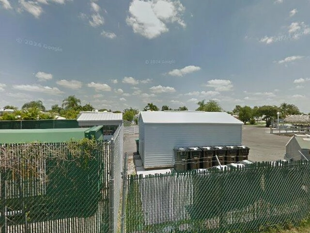 House image located at Chokoloskee, FL 34138