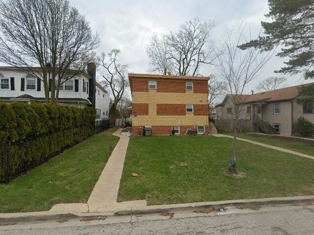 House image located at Evanston, IL 60201