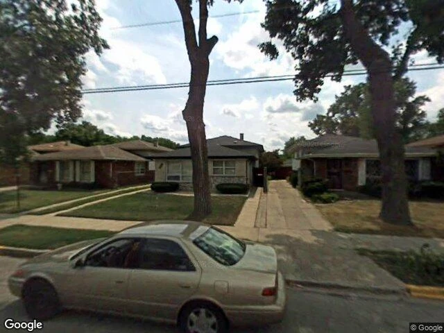 House image located at Dolton, IL 60419