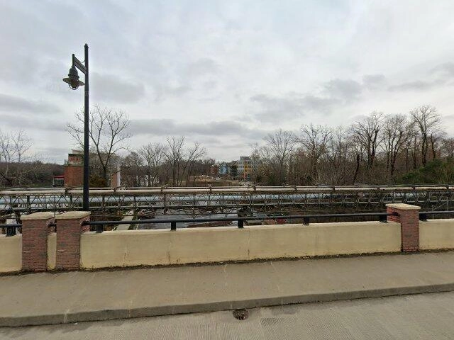 House image located at Lakeland, FL 33810