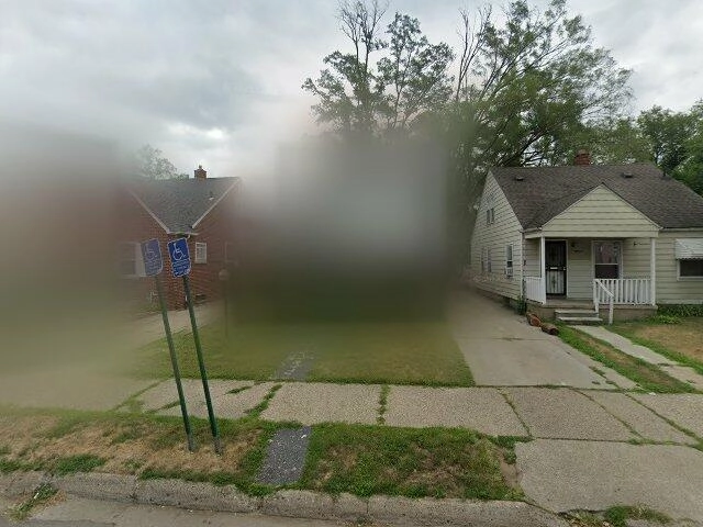 House image located at Detroit, MI 48238