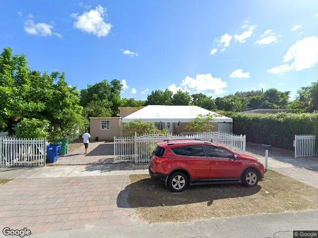 House image located at Miami, FL 33168