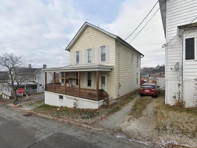 House image located at Manor, PA 15665