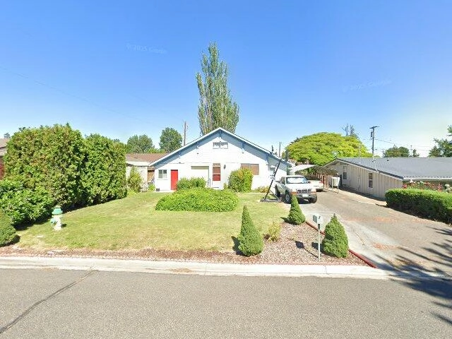 House image located at Yakima, WA 98908