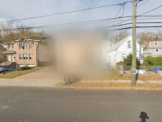 House image located at Ridgefield, NJ 07657