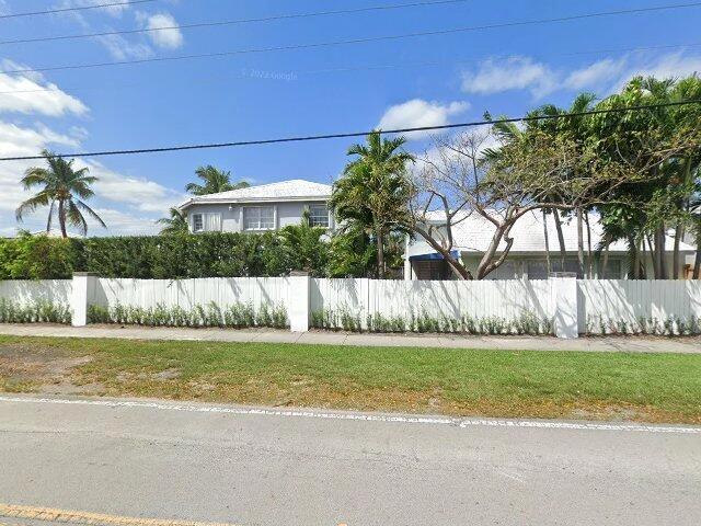 House image located at Miami, FL 33173