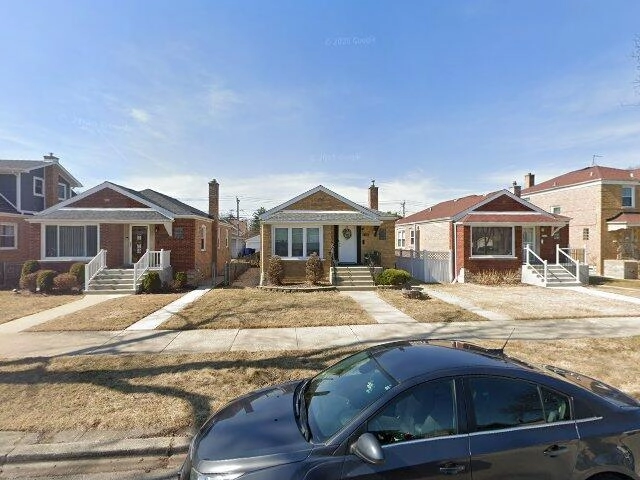 House image located at Chicago, IL 60652