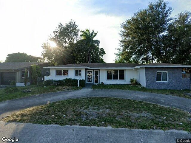 House image located at Miami, FL 33162