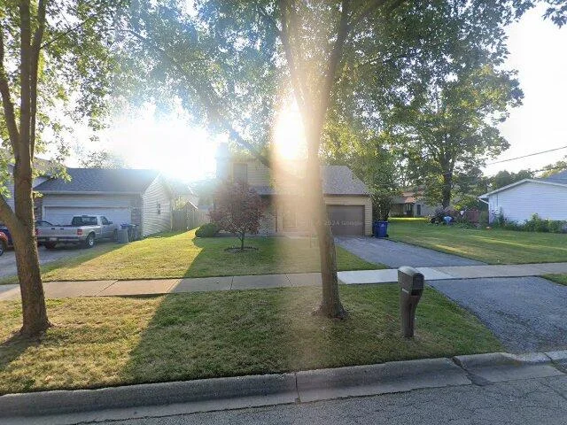 House image located at North Chicago, IL 60064