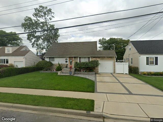 House image located at Massapequa, NY 11758