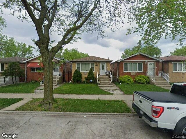 House image located at Chicago, IL 60617