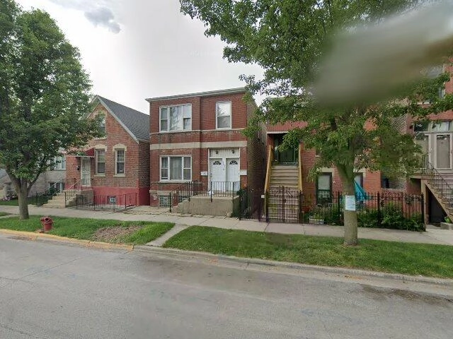 House image located at Chicago, IL 60616