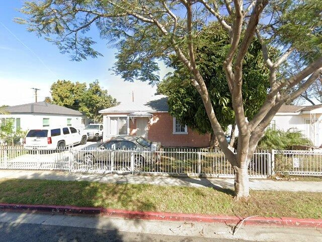 House image located at Paramount, CA 90723