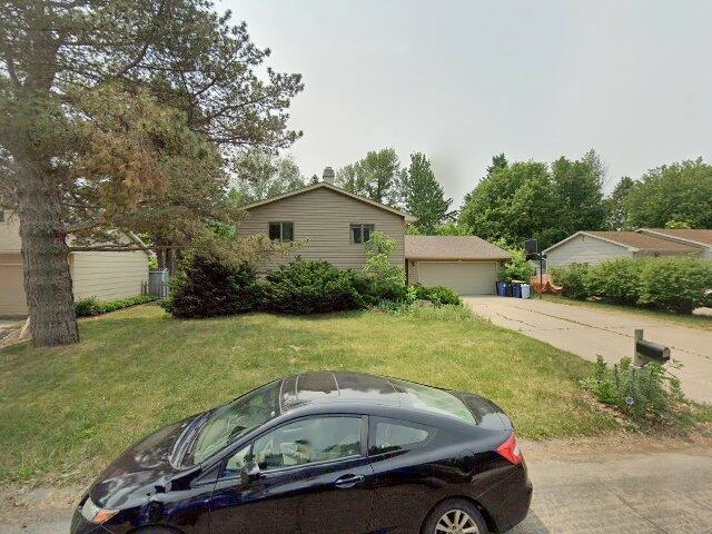 House image located at Faribault, MN 55021