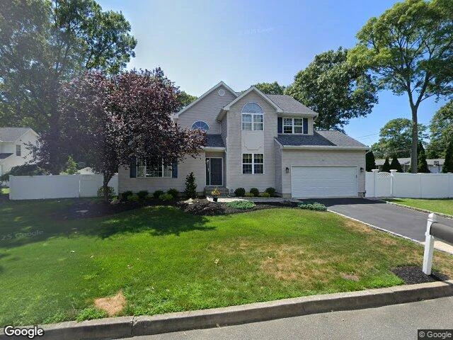 House image located at Holbrook, NY 11741