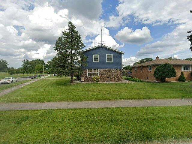 House image located at Munster, IN 46321