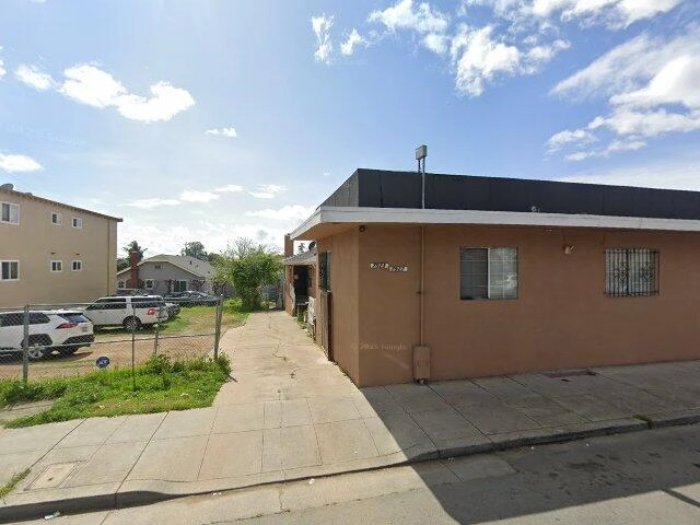 House image located at Oakland, CA 94605