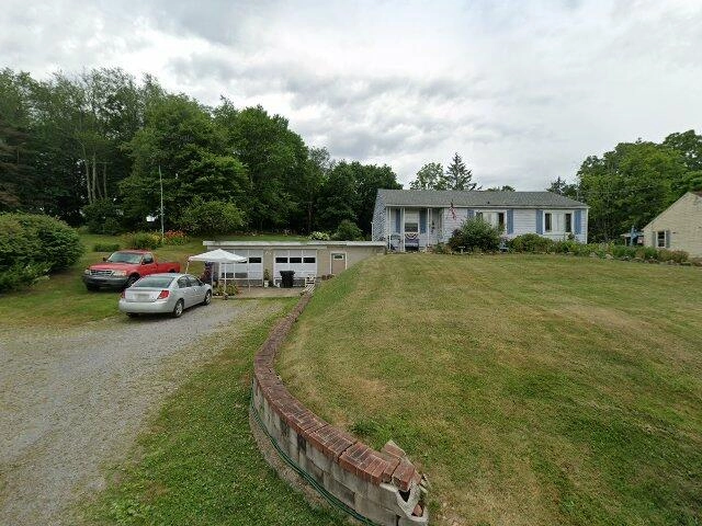 House image located at East Palestine, OH 44413