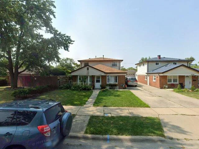 House image located at Alsip, IL 60803