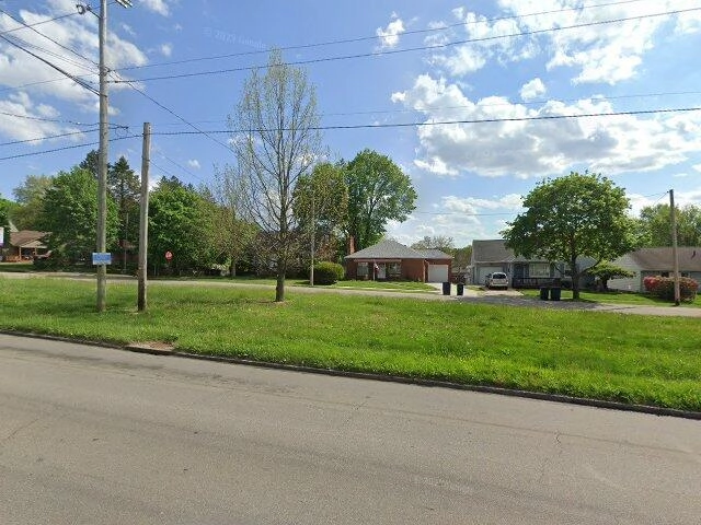 House image located at Warsaw, IN 46580