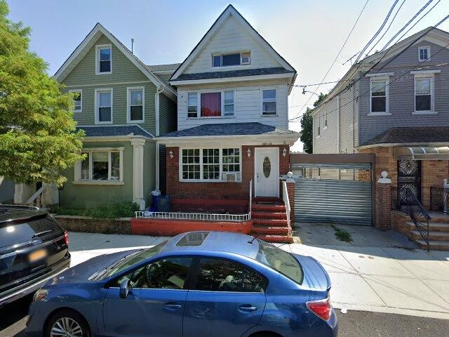 House image located at Richmond Hill, NY 11418