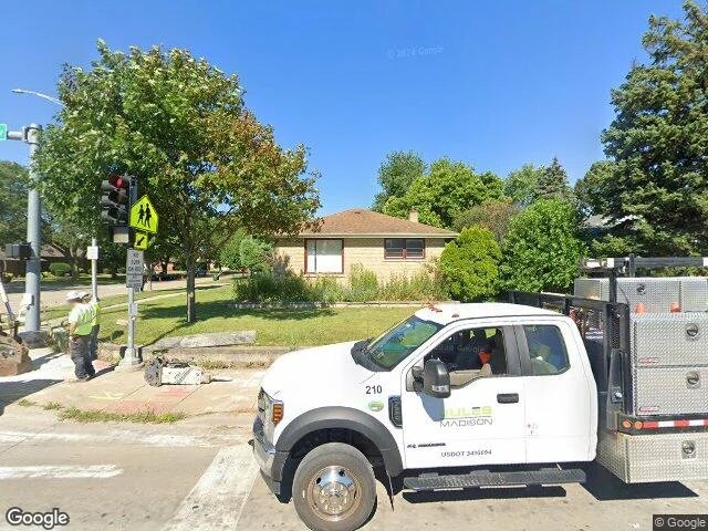 House image located at South Holland, IL 60473