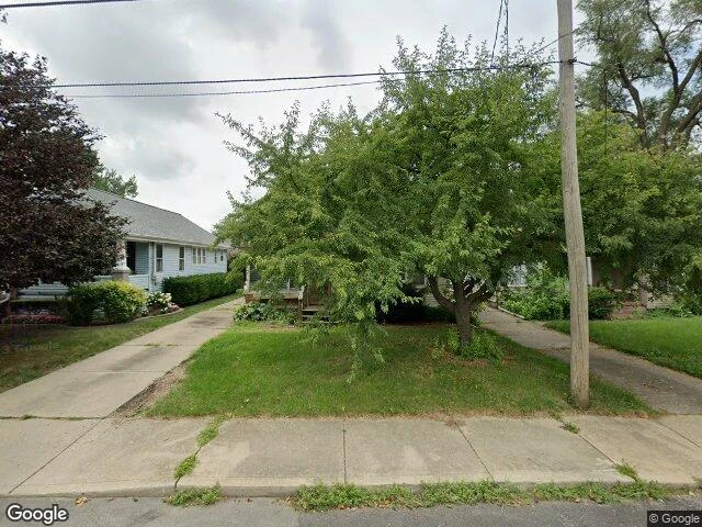 House image located at Peoria, IL 61604