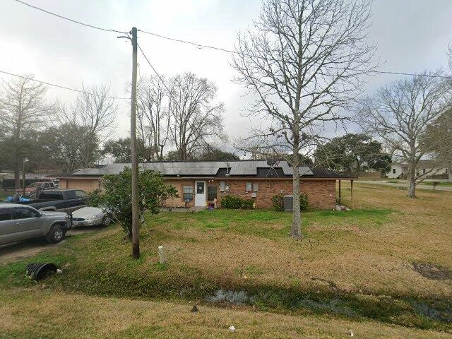 House image located at Alvin, TX 77511