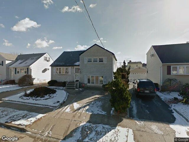 House image located at Freeport, NY 11520