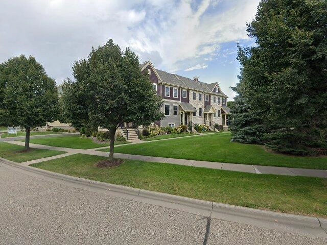 House image located at Saint Paul, MN 55129