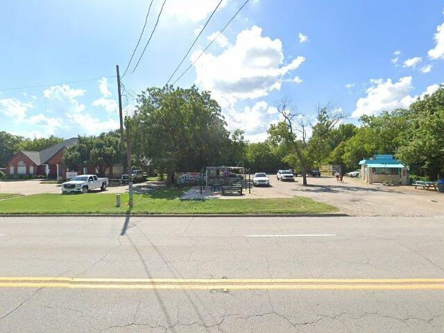 House image located at Waxahachie, TX 75165