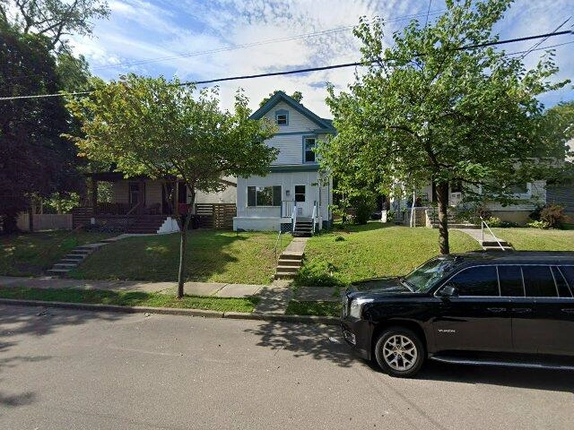 House image located at Cincinnati, OH 45207