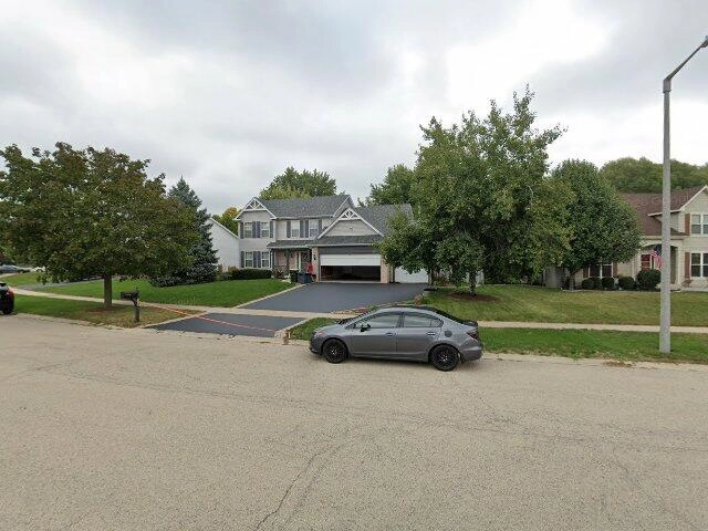 House image located at Oswego, IL 60543