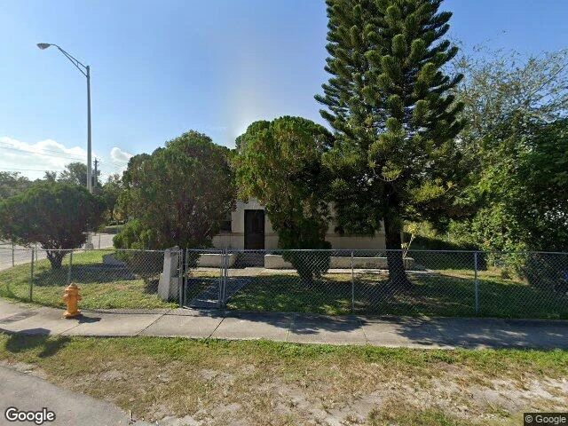 House image located at Miami, FL 33150