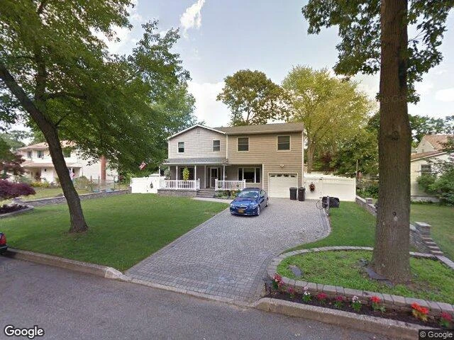 House image located at Smithtown, NY 11787