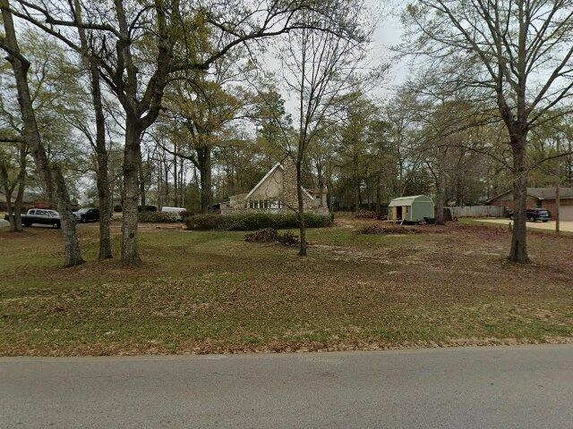 House image located at Crestview, FL 32536