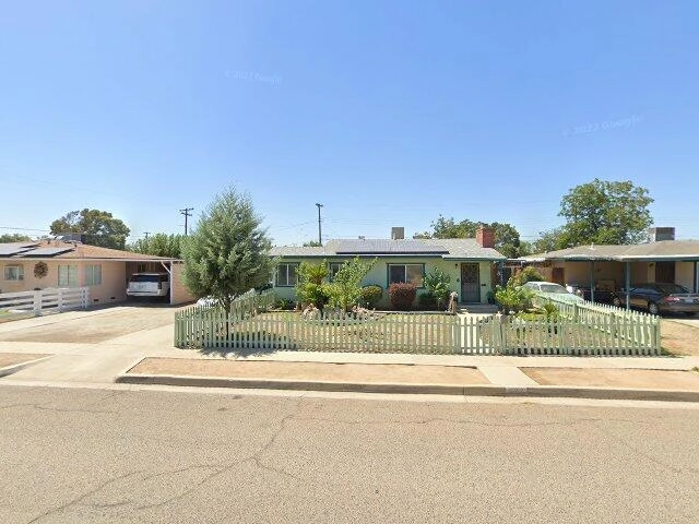 House image located at Dinuba, CA 93618