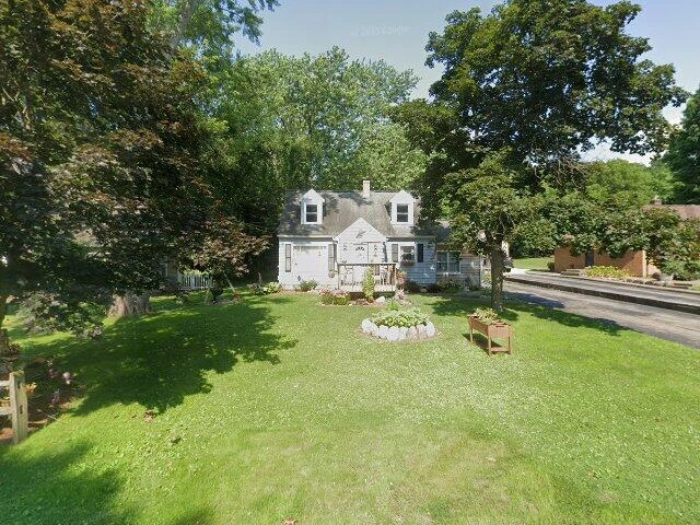 House image located at Kalamazoo, MI 49004