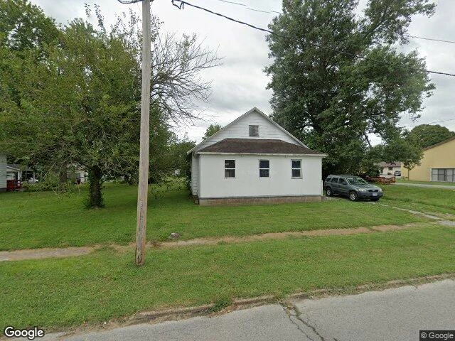 House image located at West Frankfort, IL 62896